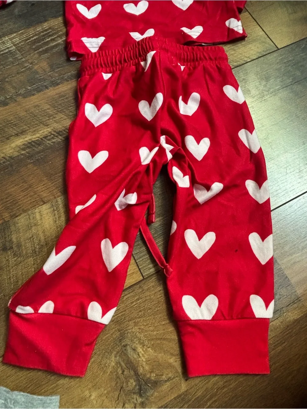 Sweet honey brand heart print 2-piece set size 12 months NWT